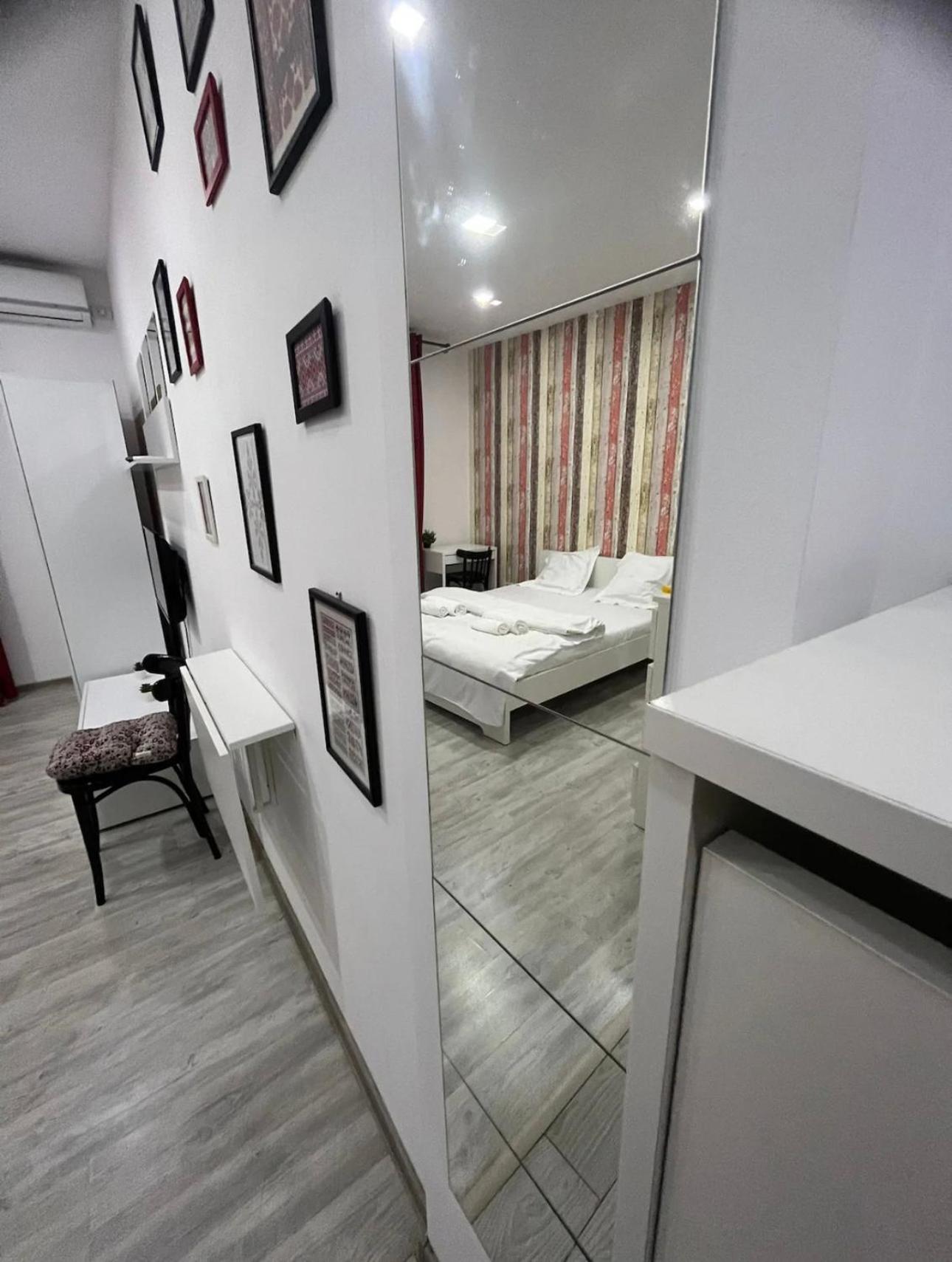 Amazing Location In The City Center Bucureşti Eksteriør bilde